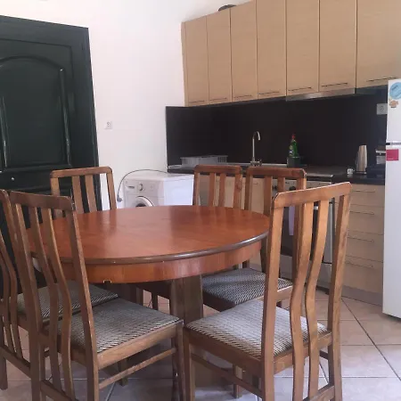 Little Ema Apartamento Nea Kallikrateia